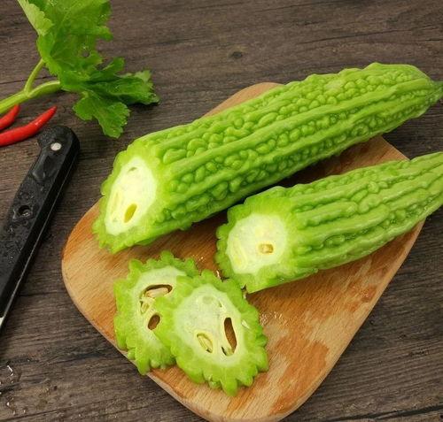 娱乐吃瓜酱一半是植物人